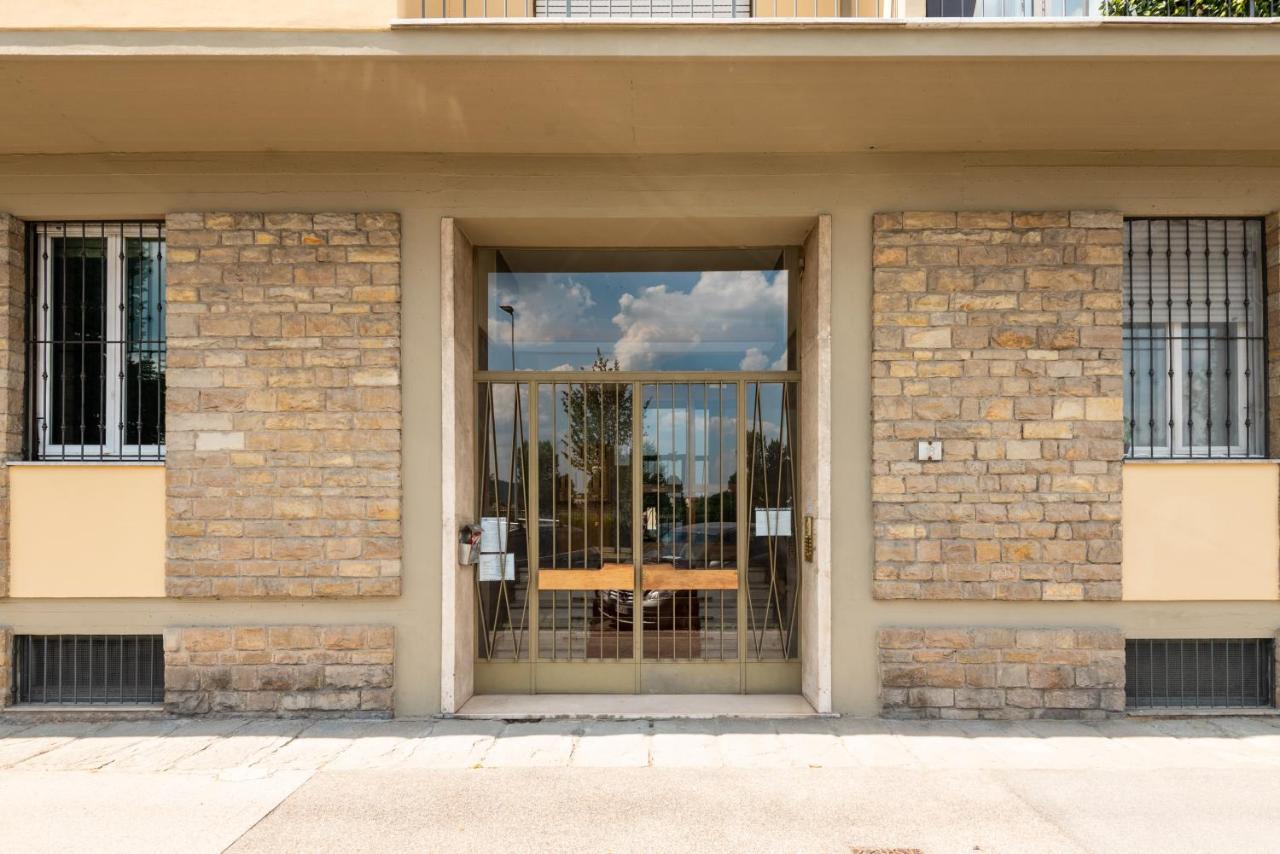 Arno River View Apartment Terraces, Free Parking Florencia Exterior foto